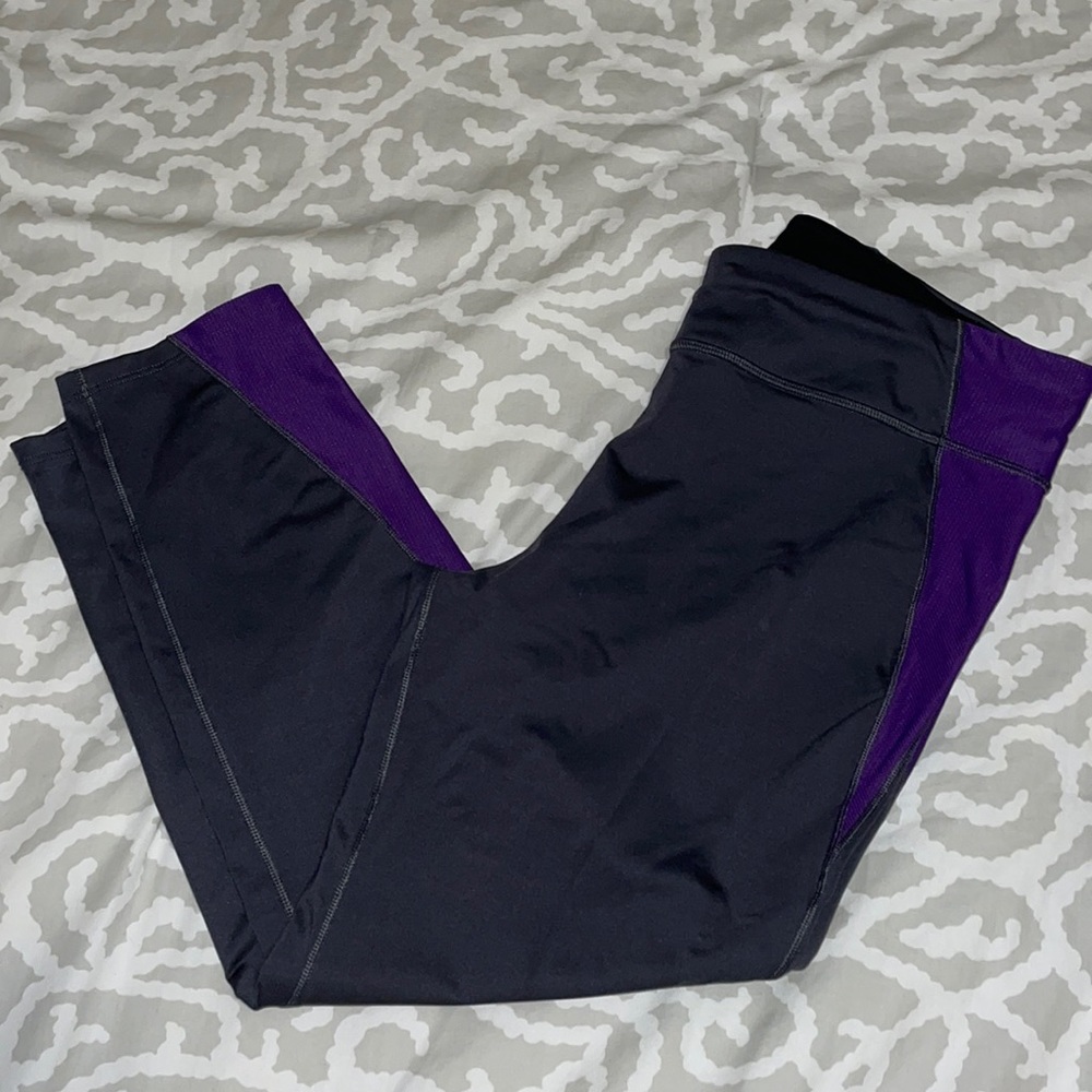 Second Skin Grey/Purple Crop Leggings